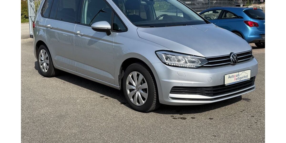 VW Touran 160.000 km 16.499 &euro; Horb am Neckar 72160