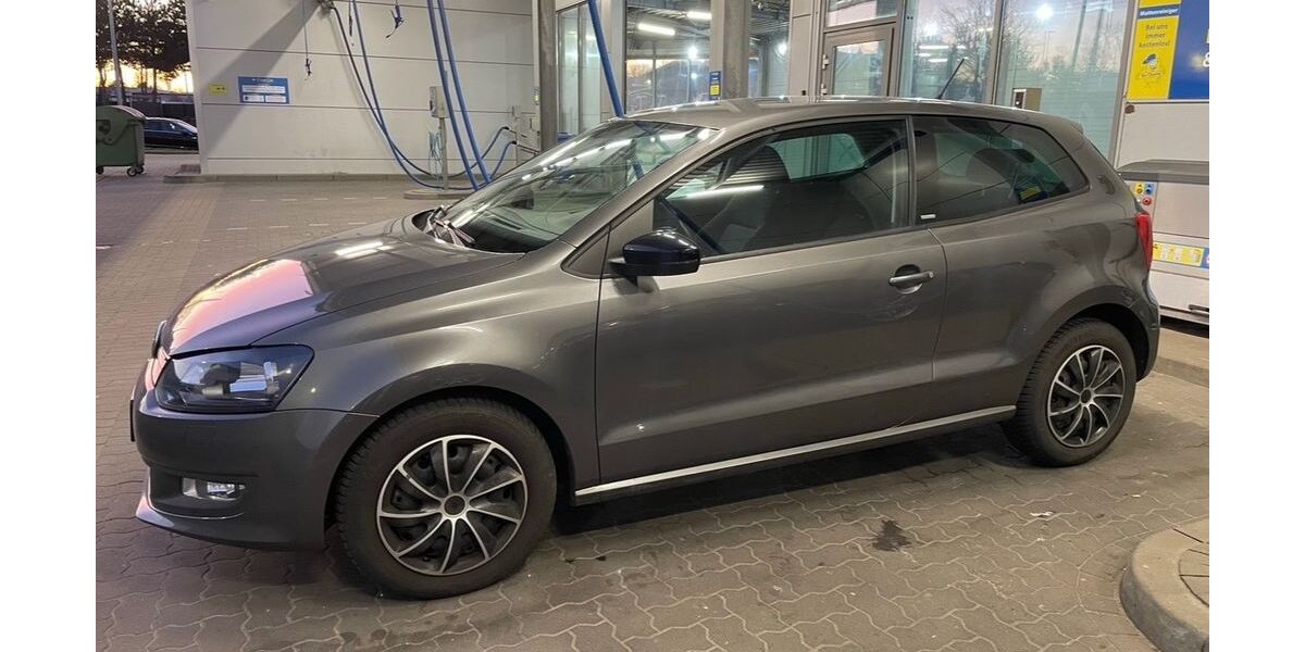 VW Polo 124.000 km 4.890 &euro; Elmshorn 25337