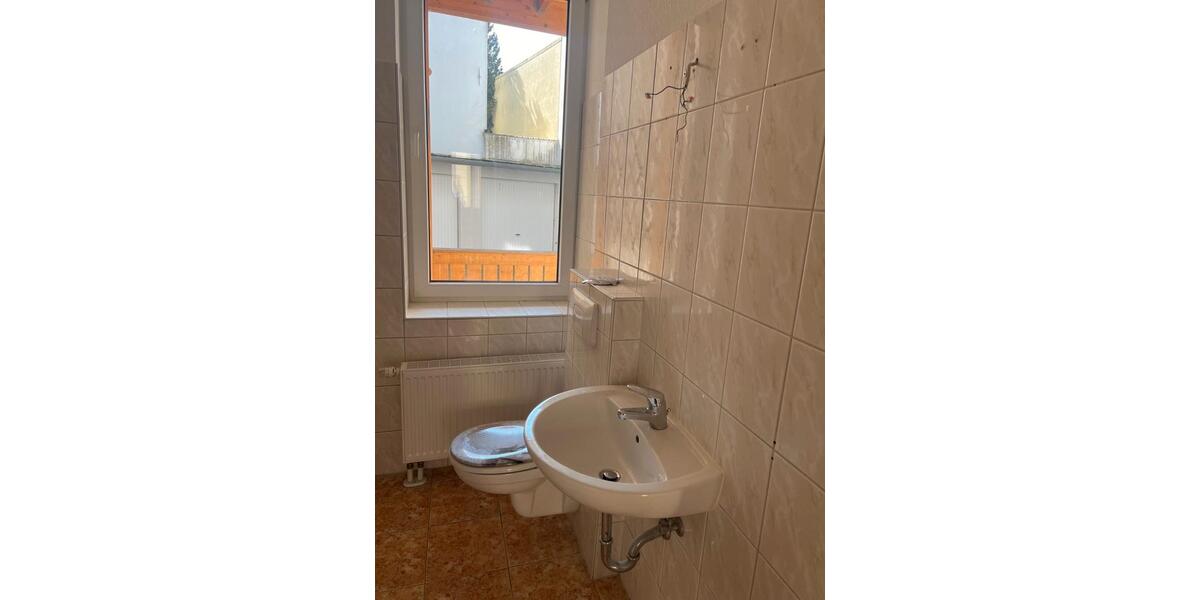 Hochparterre Meiningen - 2 Zimmer, 54 m&sup2;, 430&euro; | Angebot:26148450