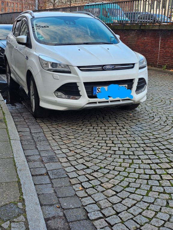 Ford Kuga 311.000 km 6.350 € Daldorf 24635