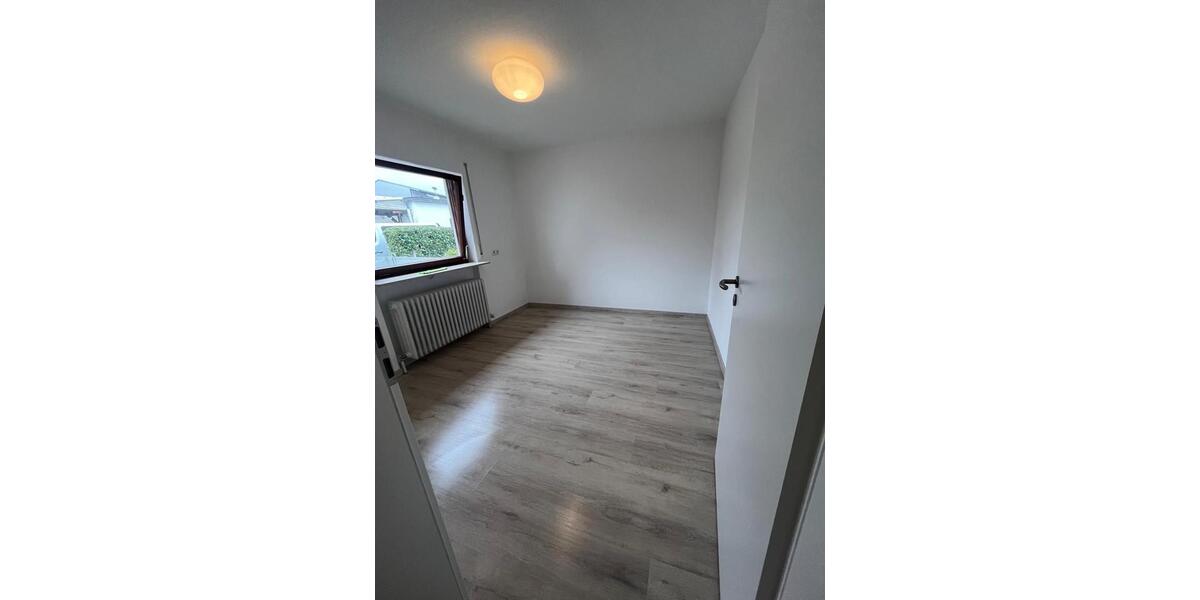 Erdgeschoßwohnung Pfedelbach - 3 Zimmer, 75 m&sup2;, 1.100&euro; | Angebot:25995021