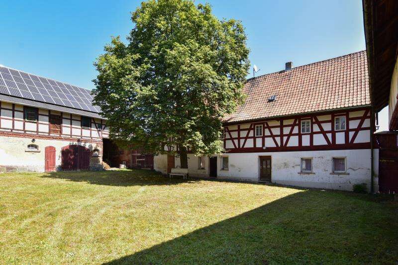 Haus zum Kaufen in Langenbernsdorf 250.000 € 217.2 m²