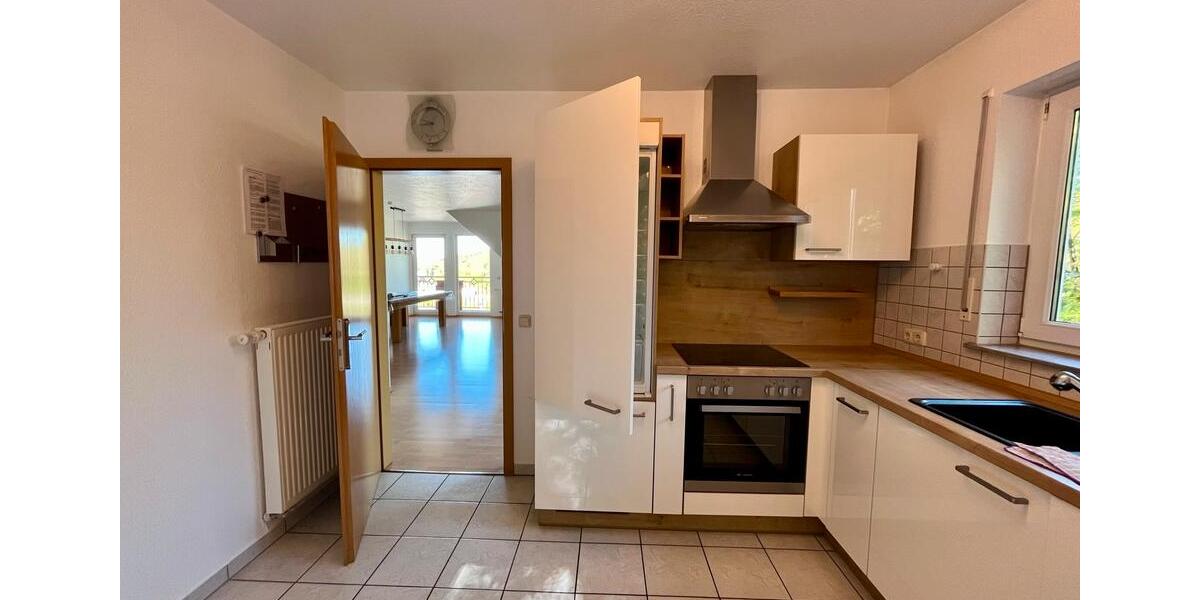 Dachgeschoßwohnung Bad Münstereifel - 3.5 Zimmer, 110 m&sup2;, 1.200&euro; | Angebot:26384297