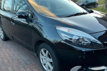 Renault Scenic 131.700 km 5.200 &euro; Weener 26826