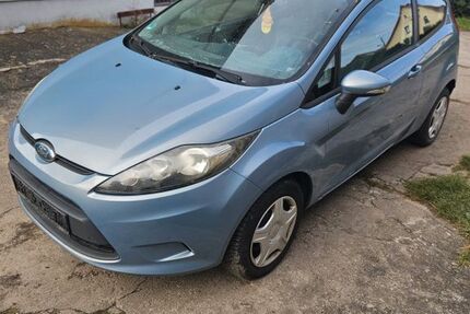 Ford Fiesta 153.000 km 1.700 € Apolda 99510