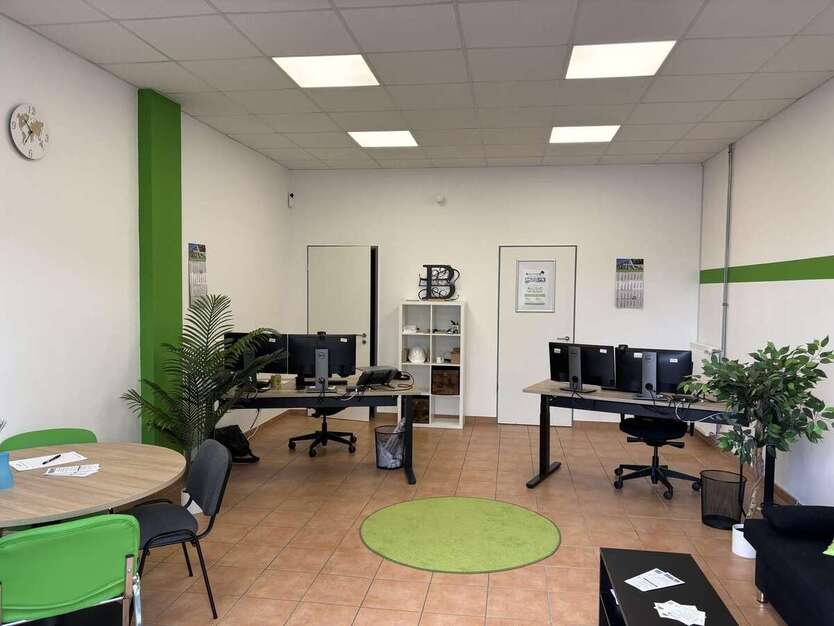 Büro in Kaarst 630 € 53 m² zimmer