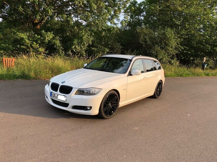 320