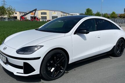 Hyundai IONIQ 6 8.500 km 33.500 &euro; Hohenlinden 85664