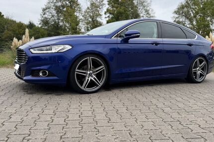 Ford Mondeo 105.000 km 12.900 € Köln 50769