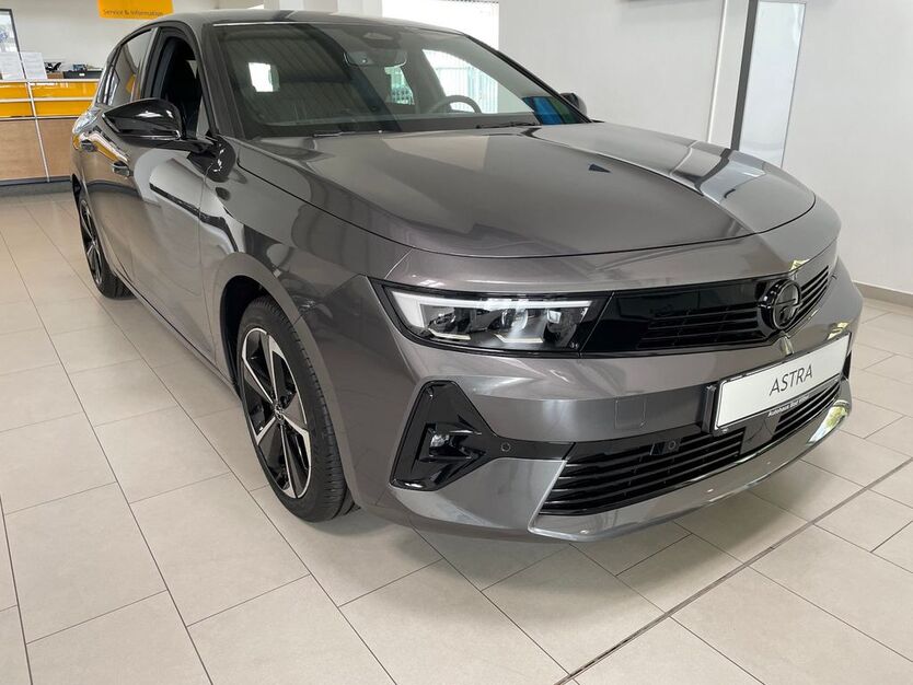 Opel Astra 6.500 km 27.600 € Bad Vilbel 61118