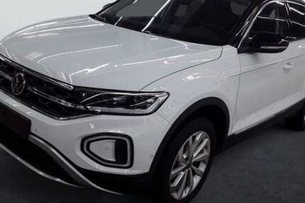 VW T-Roc 8.234 km 28.750 € Schnürpflingen-Ammerstetten 89194