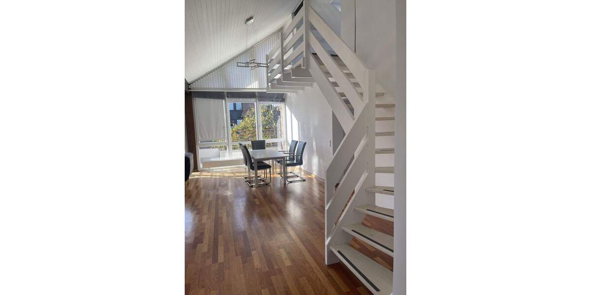 Möblierte Wohnung mit Galerie in einer Top-Lage, Pauschalmiete 4 zimmer