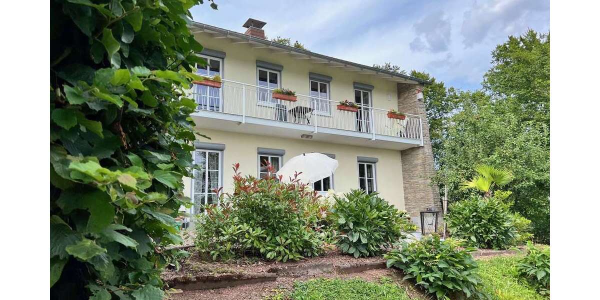 Einfamilienhaus Bad Kissingen - 7 Zimmer, 150 m&sup2;, 650.000&euro; | Angebot:26254415