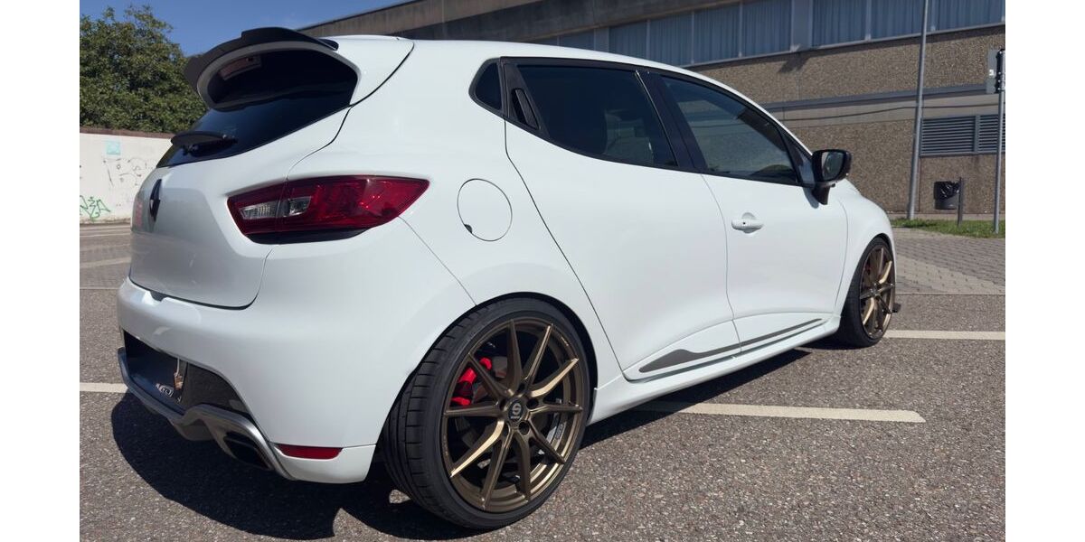 Renault Clio 96.500 km 13.200 &euro; Steinmauern 76479