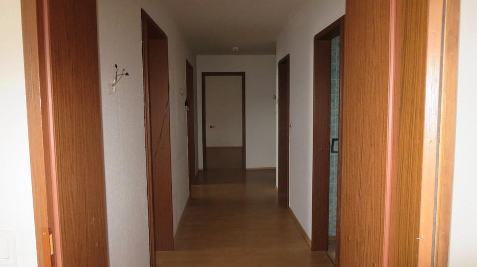 Mehrfamilienhaus, Wohnhaus Reutlingen Reutlingen (Kernstadt) - 4.5 Zimmer, 112 m&sup2;, 295.000&euro; | Angebot:26985884