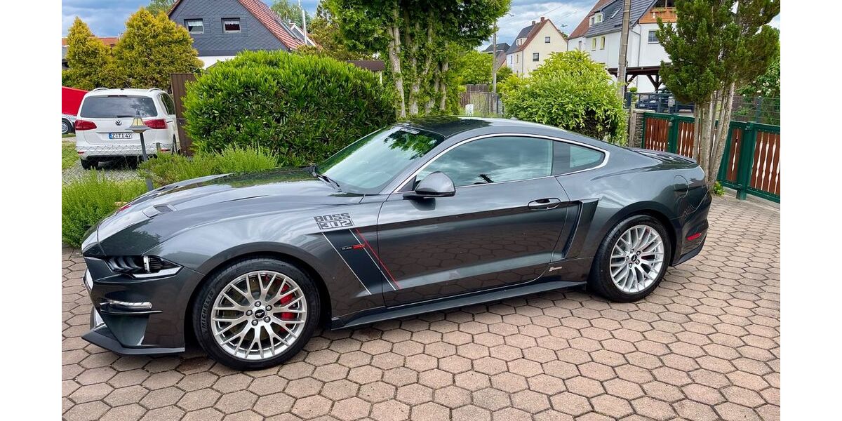 Ford Mustang 46.000 km 38.900 &euro; Zwickau 08064