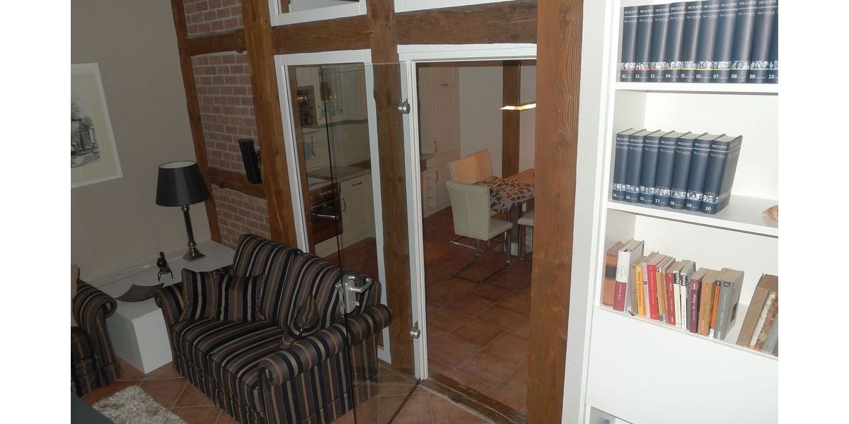 Langfristige Vermietung - zentral und großzügig in Rostocks Altstadt - Appartement Rostock | Angebot:26633755