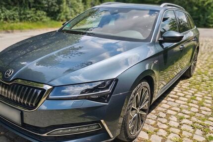 Skoda Superb 94.600 km 22.890 &euro; Wuppertal 42117