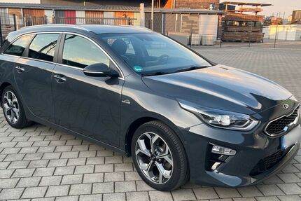 Kia ceed Sportswagon 62.500 km 17.999 &euro; Volkertshausen 78269