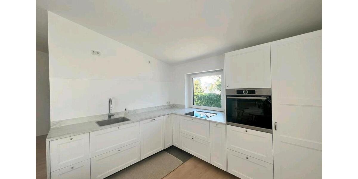 Dachgeschoßwohnung Wiesbaden Dotzheim - 4 Zimmer, 114 m&sup2;, 1.690&euro; | Angebot:24992228