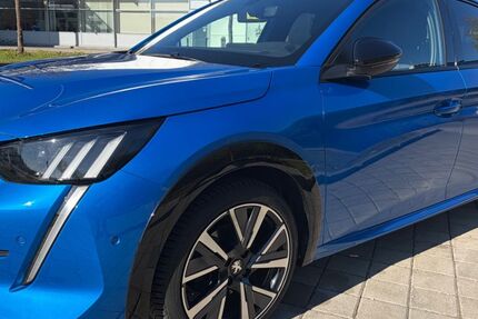 Peugeot 208 62.160 km 11.949 &euro; München 81739