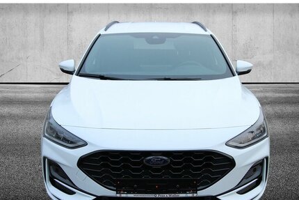Ford Focus Turnier Mild-Hybrid ST-Line LED+NAVI+ACC 9.408 km 22.500 € Hagenow 19230