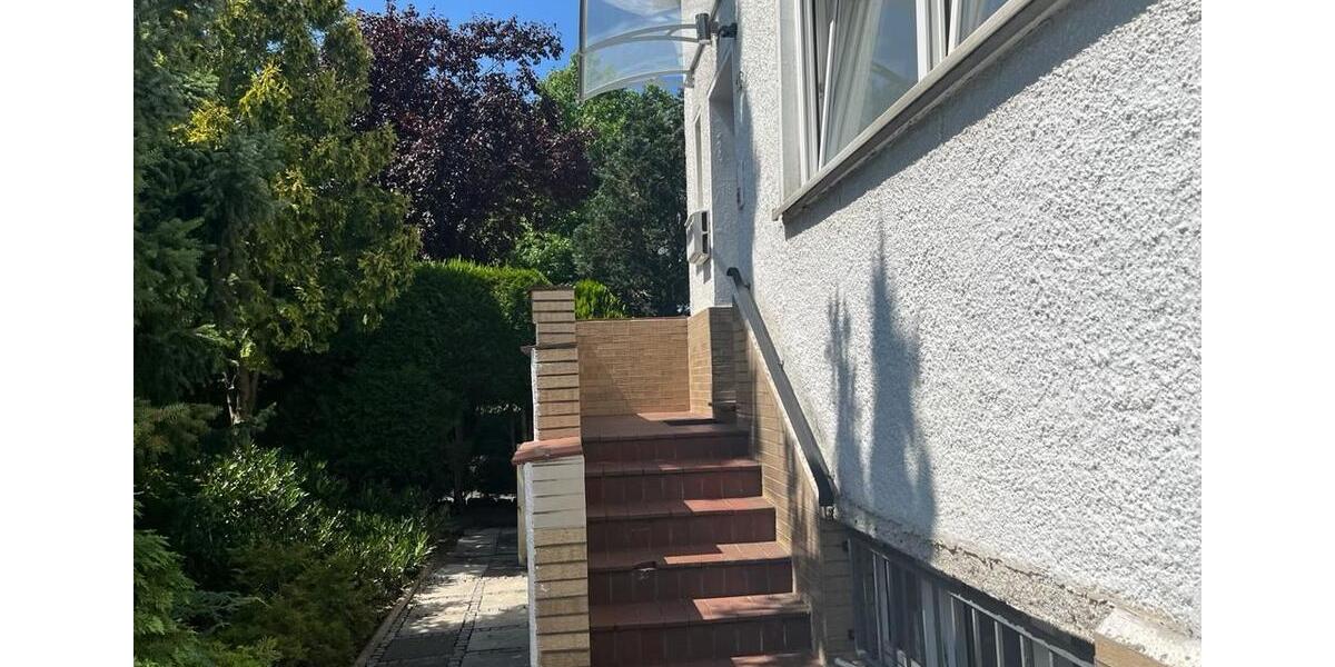 Etagenwohnung Rösrath - 2 Zimmer, 75 m&sup2;, 850&euro; | Angebot:26349657