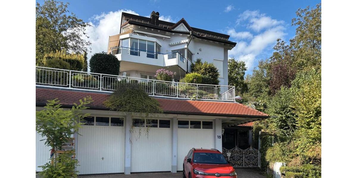 Maisonettenwohnung Emmendingen - 6.5 Zimmer, 224 m&sup2;, 2.480&euro; | Angebot:26066448