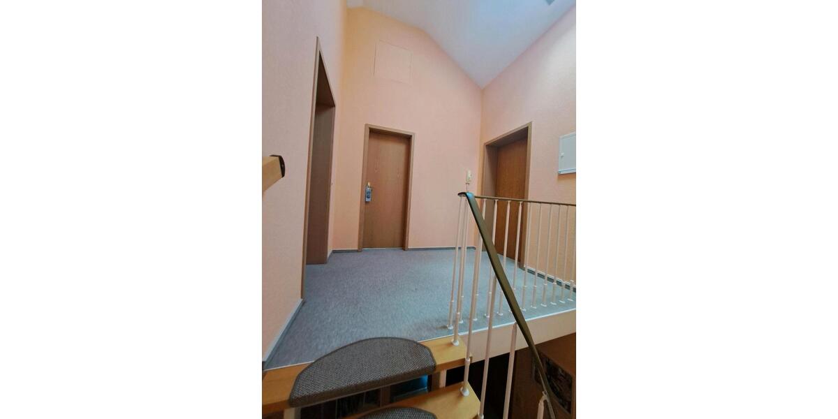 Doppelhaushälfte Freiberg - 5 Zimmer, 156 m&sup2;, 400.000&euro; | Angebot:26727368