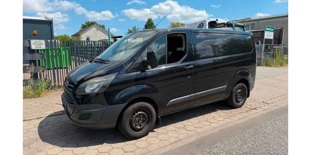 Ford Transit Custom 173.000 km 7.350 &euro; Hamburg 21107