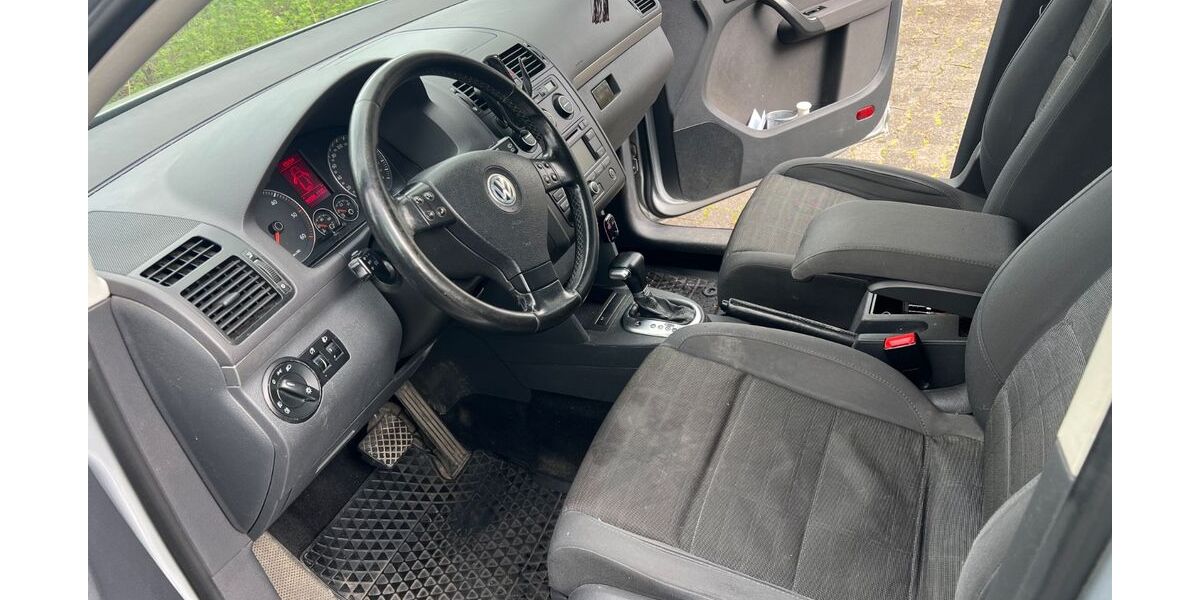 VW Touran 244.124 km 2.750 &euro; Bielefeld 33605