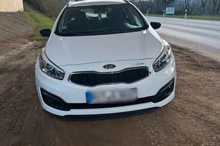 Kia ceed Sportswagon 170.000 km 5.499 &euro; Bitburg Mötch 54636