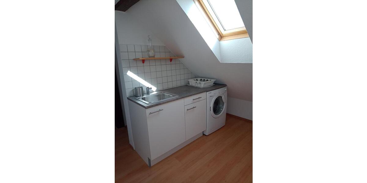 Dachgeschoßwohnung Mechernich - 2 Zimmer, 30 m&sup2;, 350&euro; | Angebot:26310397