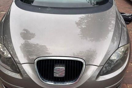 Seat Altea 231.000 km 2.400 € Salzgitter 38228