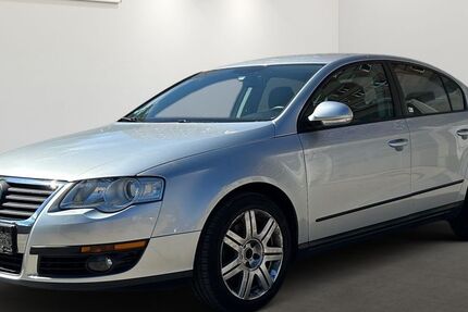 VW Passat 154.560 km 2.999 &euro; Berlin 12681