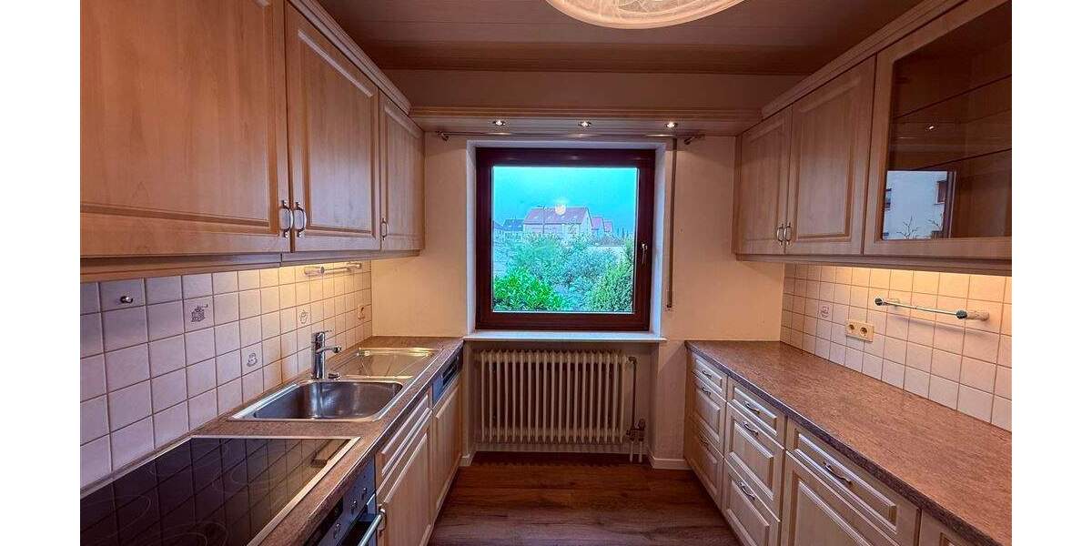 Großzügiges Reiheneckhaus mit Doppelgarage zur Miete direkt in Altdorf 6 zimmer