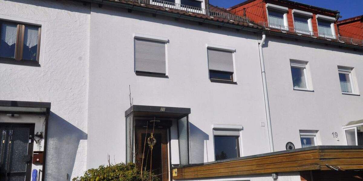 Reihenmittelhaus Arzberg - 5 Zimmer, 91 m&sup2;, 119.000&euro; | Angebot:25801956