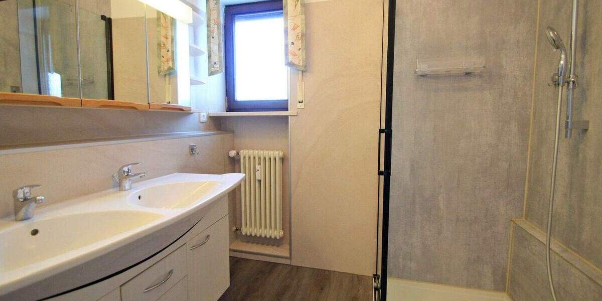 Etagenwohnung Krumbach - 4 Zimmer, 96 m&sup2;, 296.800&euro; | Angebot:25732226