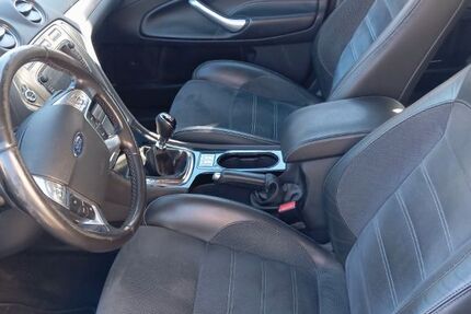 Ford Mondeo 208.564 km 9.800 € Tangerhütte 39517