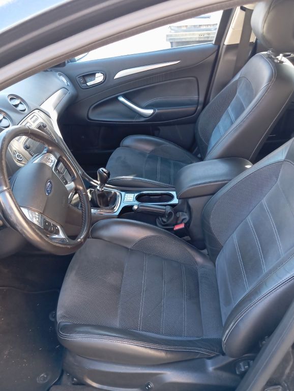 Ford Mondeo 208.564 km 9.800 € Tangerhütte 39517