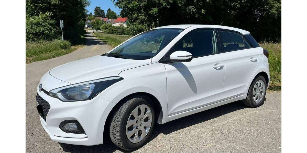 Hyundai i20 90.000 km 8.800 &euro; Eggenstein-Leopoldshafen 76344