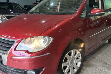VW Touran 230.000 km 3.990 &euro; Duisburg 47059