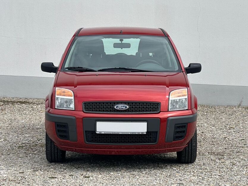 Ford Fusion 210.500 km 2.099 € Freising 85356