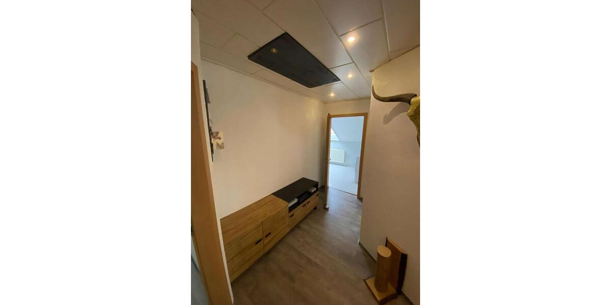 Etagenwohnung Bretten - 3 Zimmer, 85 m&sup2;, 900&euro; | Angebot:26674896