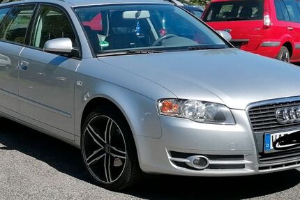 Audi A4 228.500 km 2.500 &euro; Beverungen 37688