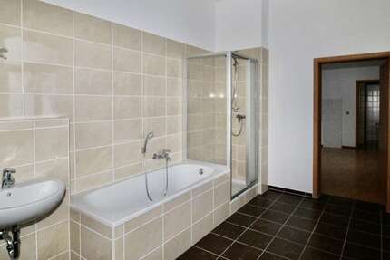 Haus Kamenz - 9 Zimmer, 240 m&sup2;, 229.000&euro; | Angebot:25626470