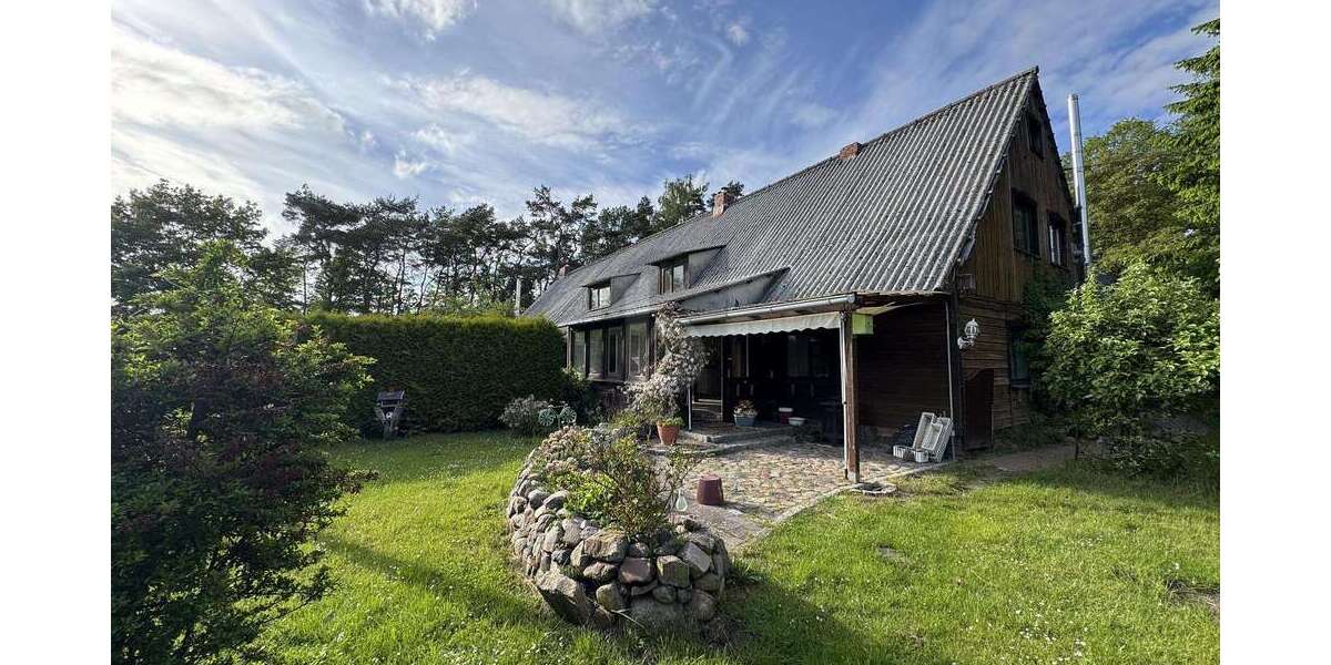 Einfamilienhaus Dassow - 10 Zimmer, 240 m&sup2;, 450.000&euro; | Angebot:26764311