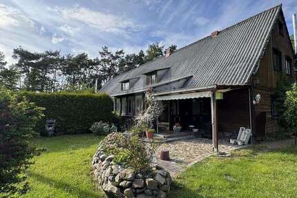 Haus Dassow - 10 Zimmer, 240 m&sup2;, 450.000&euro; | Angebot:26764311