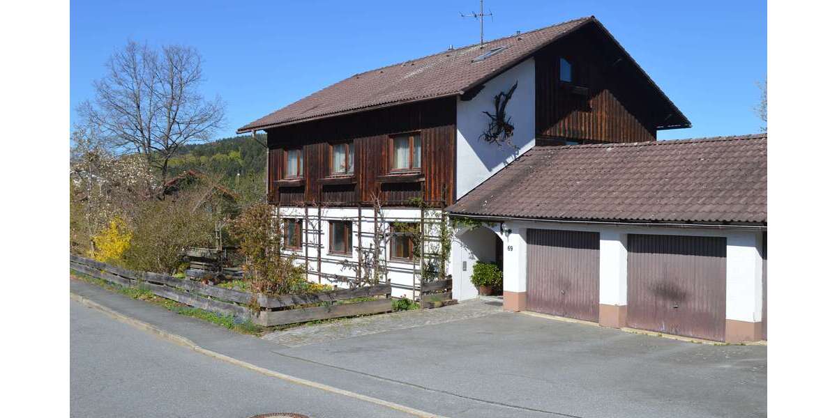 Einfamilienhaus Grafenau Frauenberg - 9 Zimmer, 190 m&sup2;, 249.000&euro; | Angebot:26671970