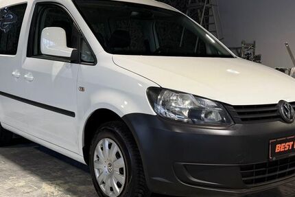 VW Caddy 171.000 km 7.690 &euro; Unna 59425